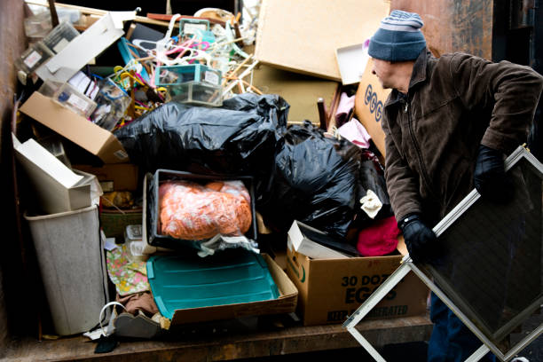 Best Commercial Cleanout Services  in Swansea, IL
